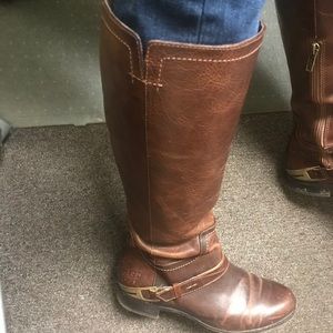 Ugg leather tall brown boot size 8
